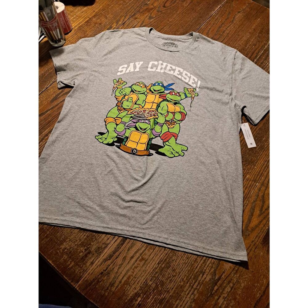New TMNT Say Cheese Turtles Pizza Tee XL Nickelodeon NWT Gray Short Sleeve Shirt